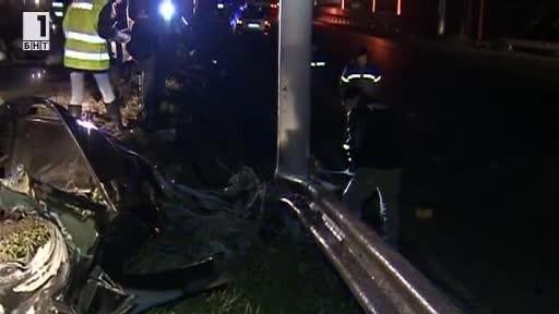 Двама души загинаха при тежка катастрофа тази вечер в Русе