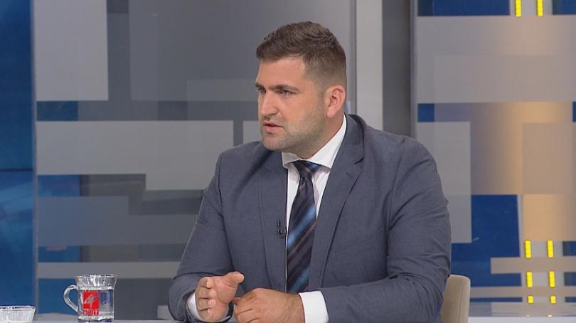 В студиото на Още от деня евродепутатът от ГЕРБ ЕНП Андрей
