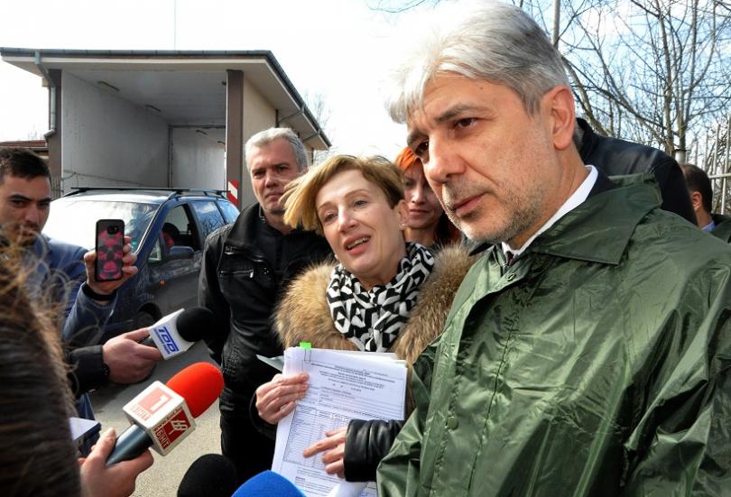  На място беше министърът на околната среда и водите Нено Димов 