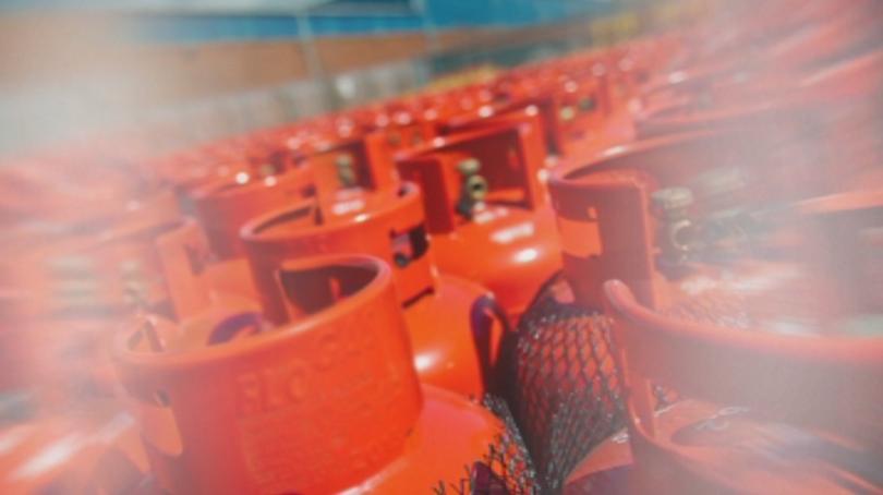 Остър спор между депутати и бизнес за регулацията на горивата Над