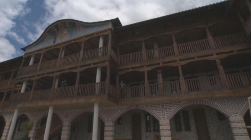  Това е сполучливо ремонтираната част от Гигинския манастир 