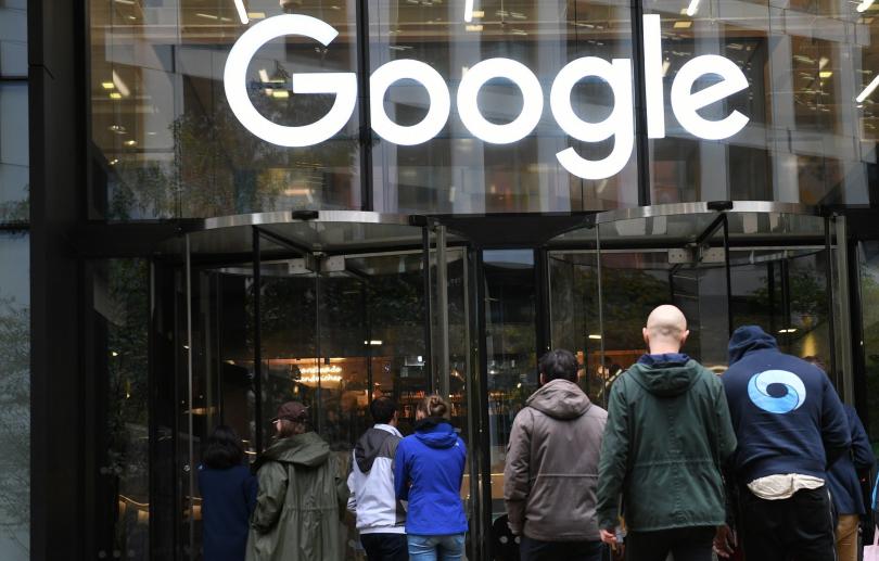 Безпрецедентни протести на служители на Гугъл В десетки градове по