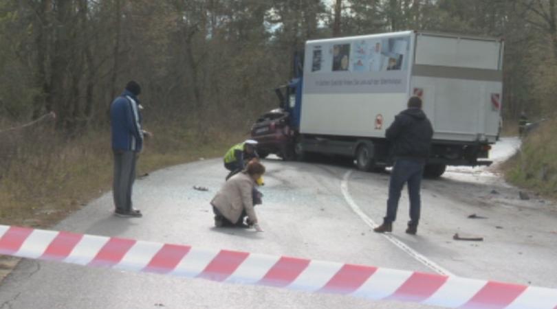 22 годишна жена загуби живота си в тежка катастрофа с