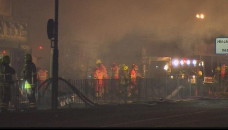 Шестима души бяха ранени при експлозия в английския град Лестър