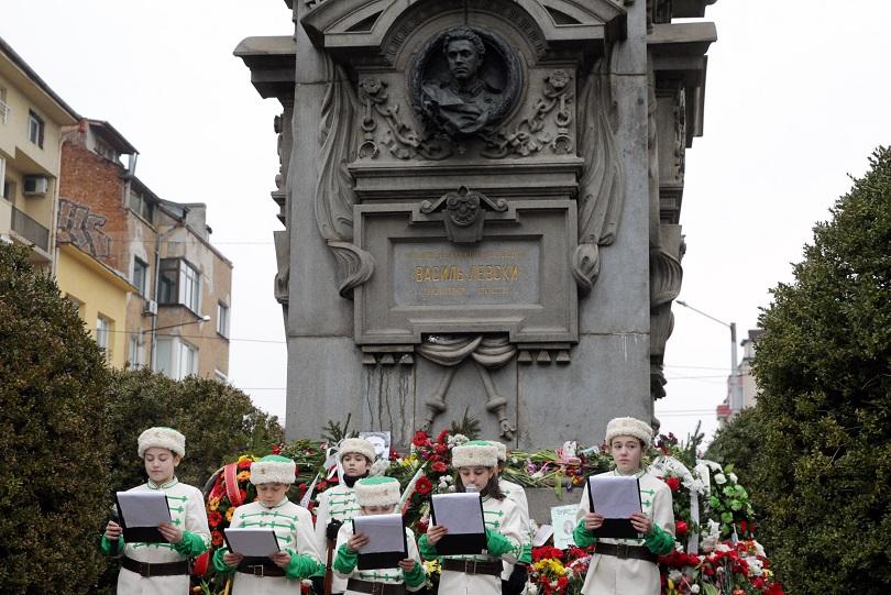 България отбелязва 145 ата годишнина от обесването на Апостола на Свободата