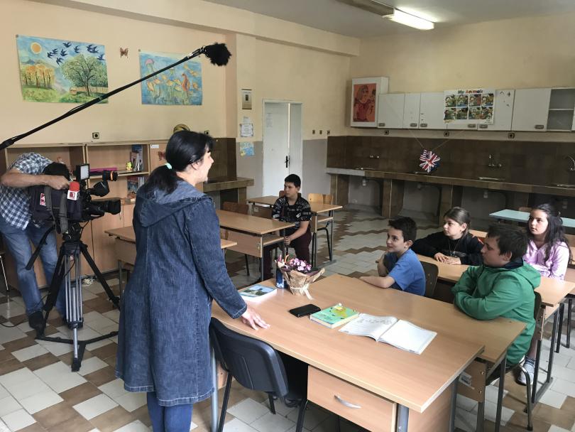 Учениците получиха задача, по-голяма от домашните в училище от своята учителка Христина Петрова
