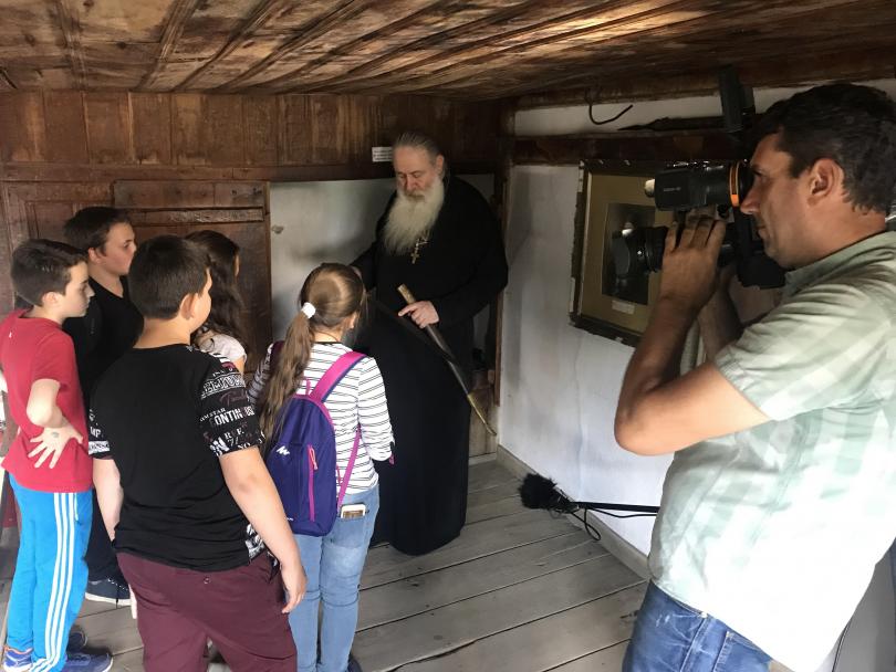 Учениците откриха сабята на Васил Левски в Троянския манастир