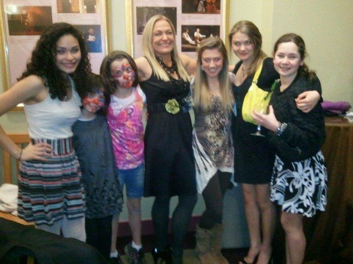  Лилия със своите студенти, част от тях към този момент са известни артисти с функции на Бродуей, в сериали и кино продукции. 