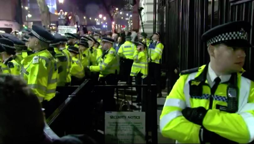 В Лондон мъж беше арестуван след като се опита да