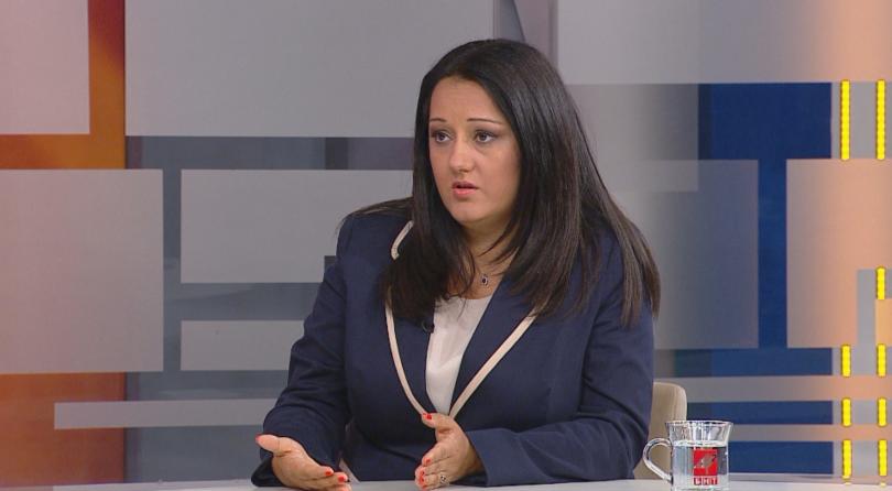 Резултат с изображение за Лиляна Павлова отрече да е имало натиск към Боршош за обществени поръчки