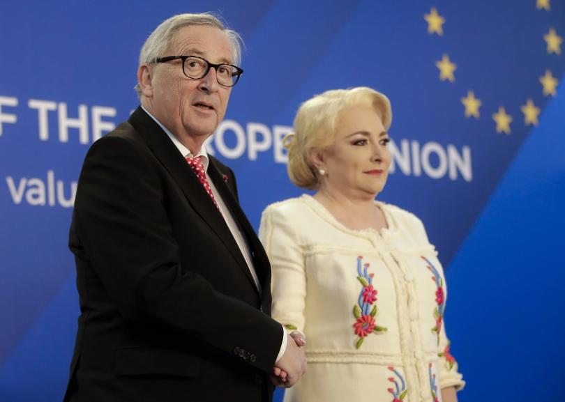 Председателят на Европейската комисия Жан Клод Юнкер призова румънските власти да