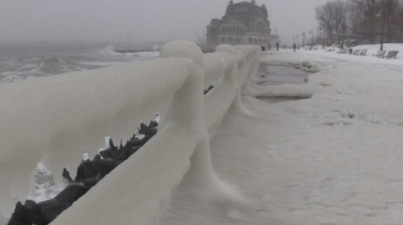 Рекордно ниски температури сняг на места където не е валяло