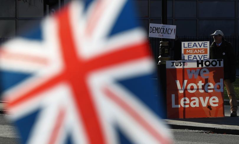 Британският парламент трябва да гласува план Б за излизането на