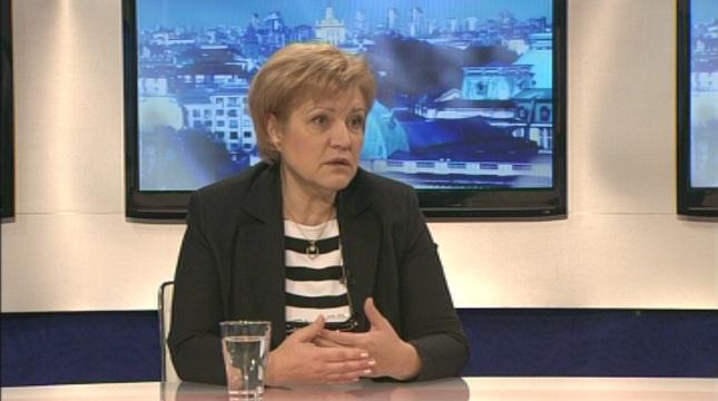 Менда Стоянова: бюджетът ще даде стабилност на държавата