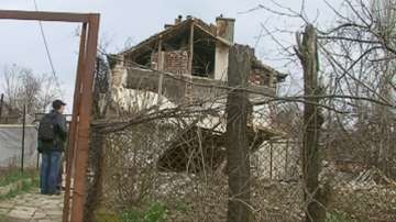 Дъждовете в област Кърджали активизираха свлачище