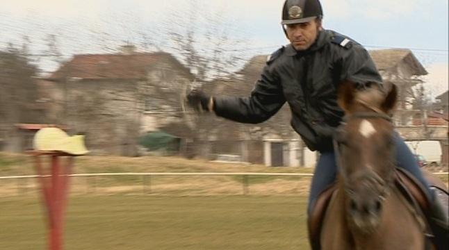 Полицейските коне на Конски Великден