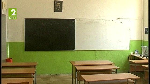 Въвеждат вероучение в Петрич