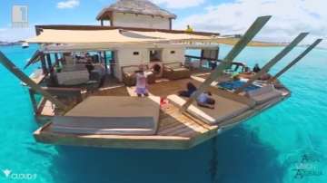 Зелена светлина: Бар насред морето