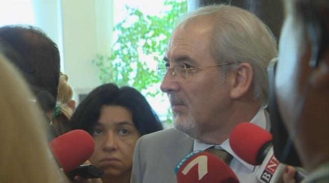 Местан: реагирахме адекватно на консултациите при президента