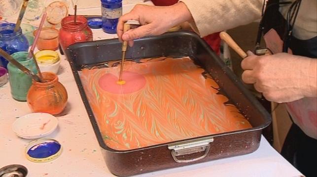 Ебру - изкуството да рисуваш върху вода