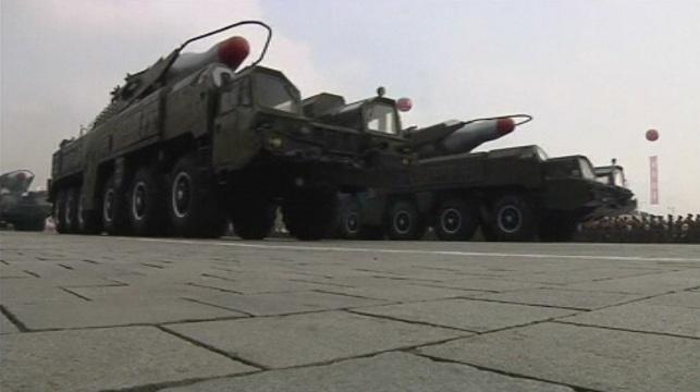 Северна Корея изстреля две балистични ракети