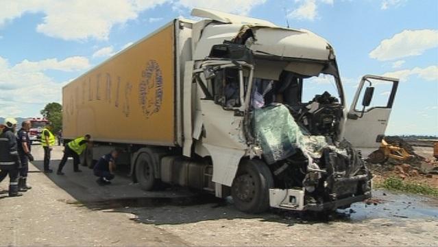 Верижна катастрофа затвори околовръстното шосе на София за 4 часа