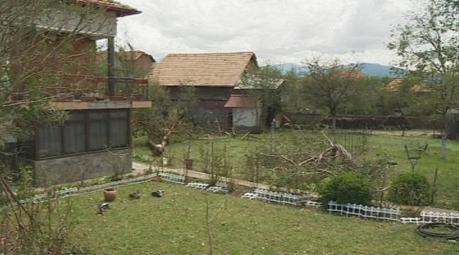 Изтича срокът за компенсации от градушките