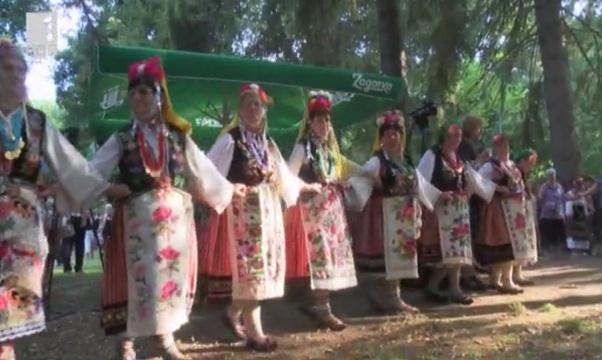3 500 се събраха за Богородична стъпка