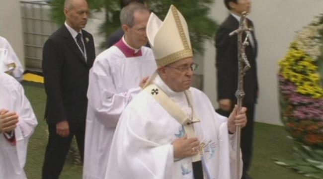 Папа Франциск за първи път в Южна Корея