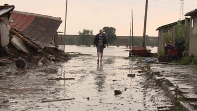 Описват щетите от наводнението в село Странско (ОБНОВЕНА)