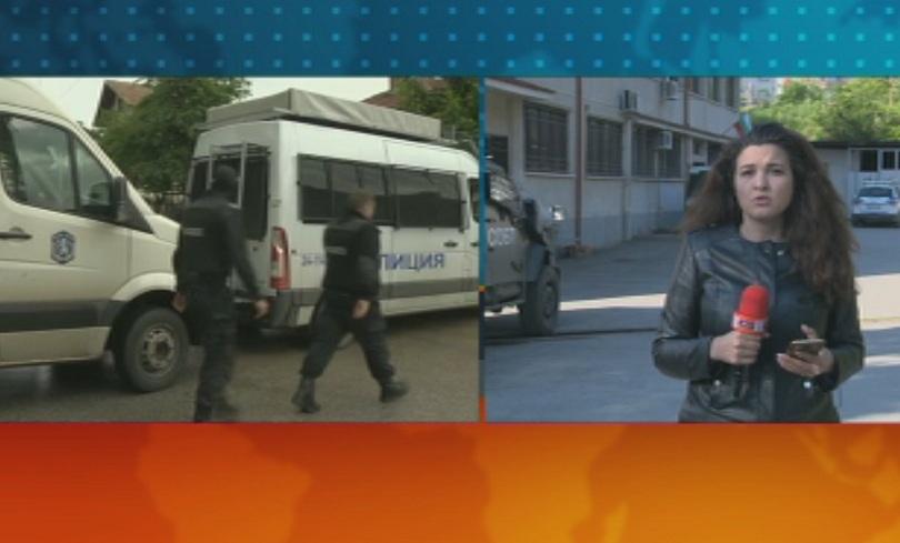 Девети ден продължава издирването на заподозрения в убийства Стоян Зайков