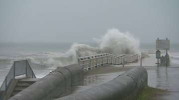 Тайфунът Вонфон взема жертви