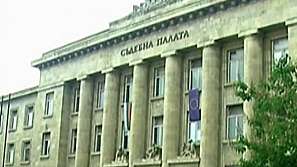Подкупните съветници от Русе остават в ареста