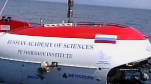 Руски миниподводници стигнаха до дъното на най-дълбокото езеро в света – Байкал