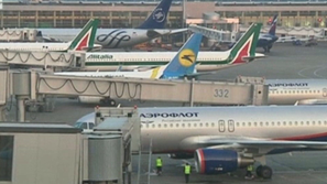 Сноудън  още е в транзитната зона на Шереметиево