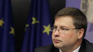 Латвия влиза в еврозоната от 1 януари 2014 година