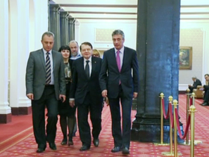 професор люк монтание нас