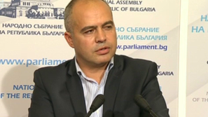 БСП и ГЕРБ в словесен сблъсък за бонусите