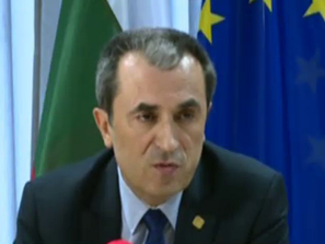 Ще преразгледаме мораториума за земята, увери Орешарски председателя на ЕК