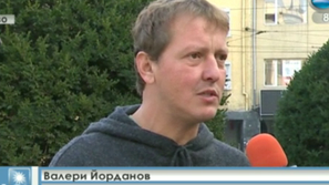 Валери Йорданов: Поругаването на паметника на Левски е срамно и жалко