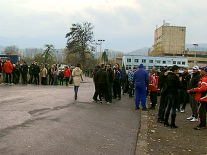 протест главен път симитли