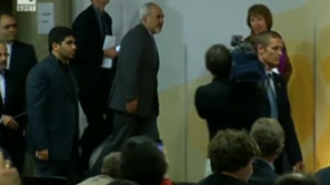 Продължават преговорите с Иран