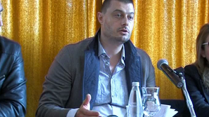 Бареков оттегля доверието си от всички институции