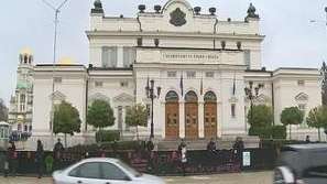 Продължава гласуването на Бюджет 2014