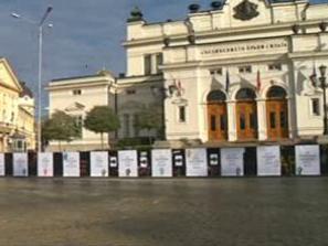 ранобудните студенти без протестни прояви празника