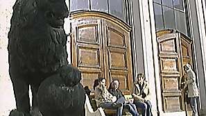 Отлив на кандидат-студенти за Софийски университет