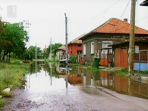 проливните дъждове наводниха къщи плевенско