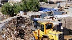 Разрушиха лагер на нелегални имигранти в Гърция