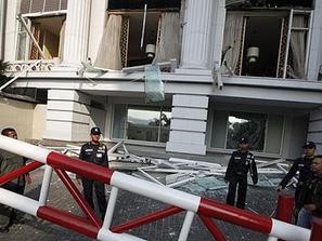 Версии за атентата в Джакарта