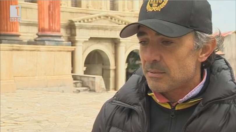 Боливуд залага на български каскадьори